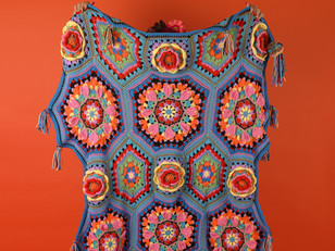 Casa Kahlo Blanket in Paintbox Yarns Simply Chunky - Downloadable PDF